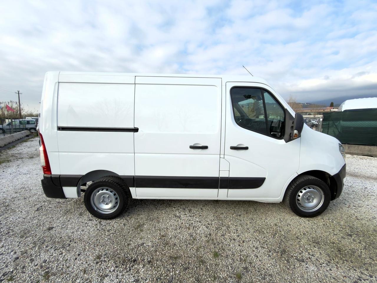 Nissan NV400 L1H1 2.3 DCI 131cv Furgone Furgoncino