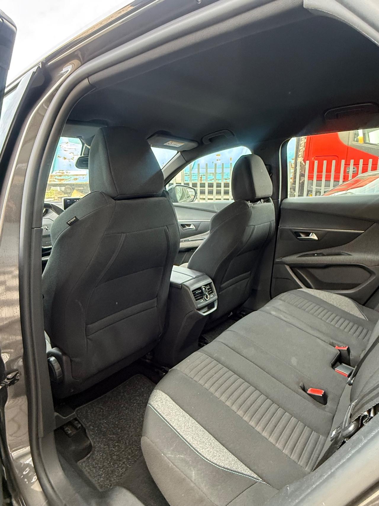 Peugeot 3008 PureTech Turbo 130 S&S EAT8 GT