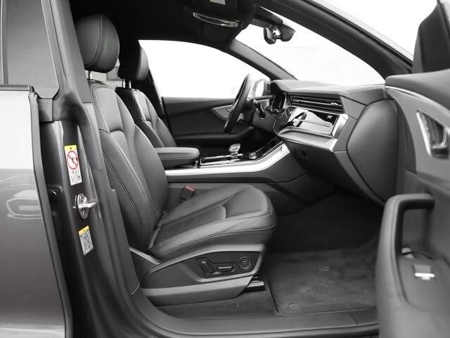 Audi Q8 SUV 45 TDI quattro tiptronic S line edition