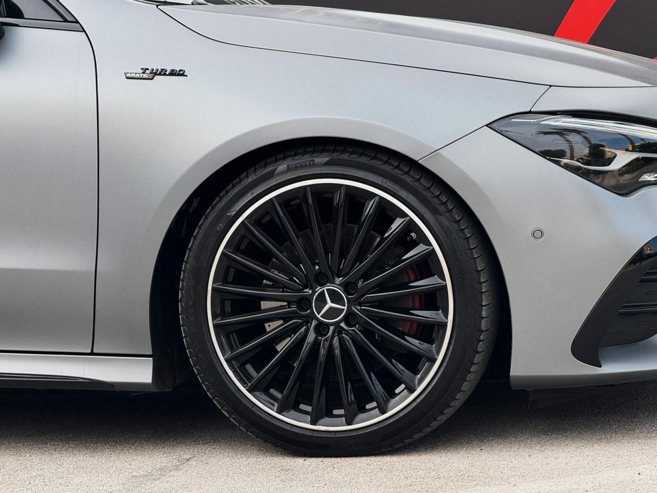 Mercedes-Benz CLA 200 d AMG Premium Plus TETTO