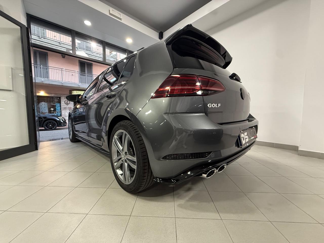 Volkswagen GOLF 1.6 TDI 115 CV DSG SPORT R LINE