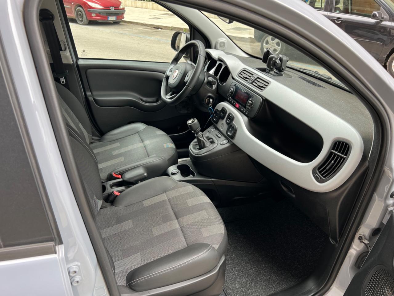 FIAT PANDA 1.2 BENZINA CROSS