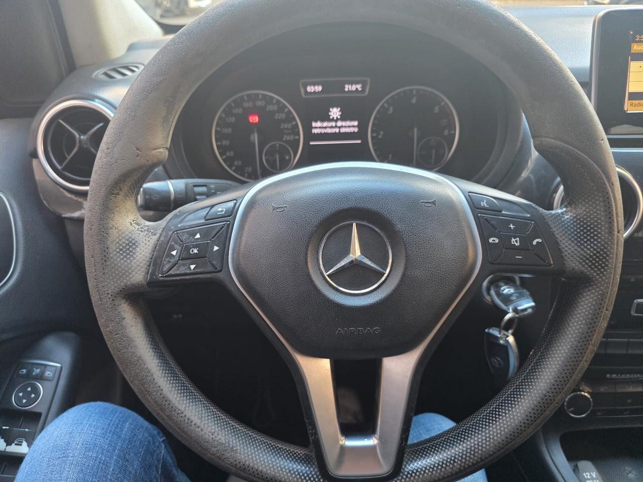 Mercedes-benz B 180 CDI BlueEFFICIENCY Premium