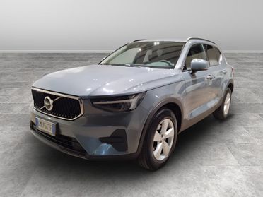 VOLVO XC40 2023 - XC40 1.5 t2 Essential auto