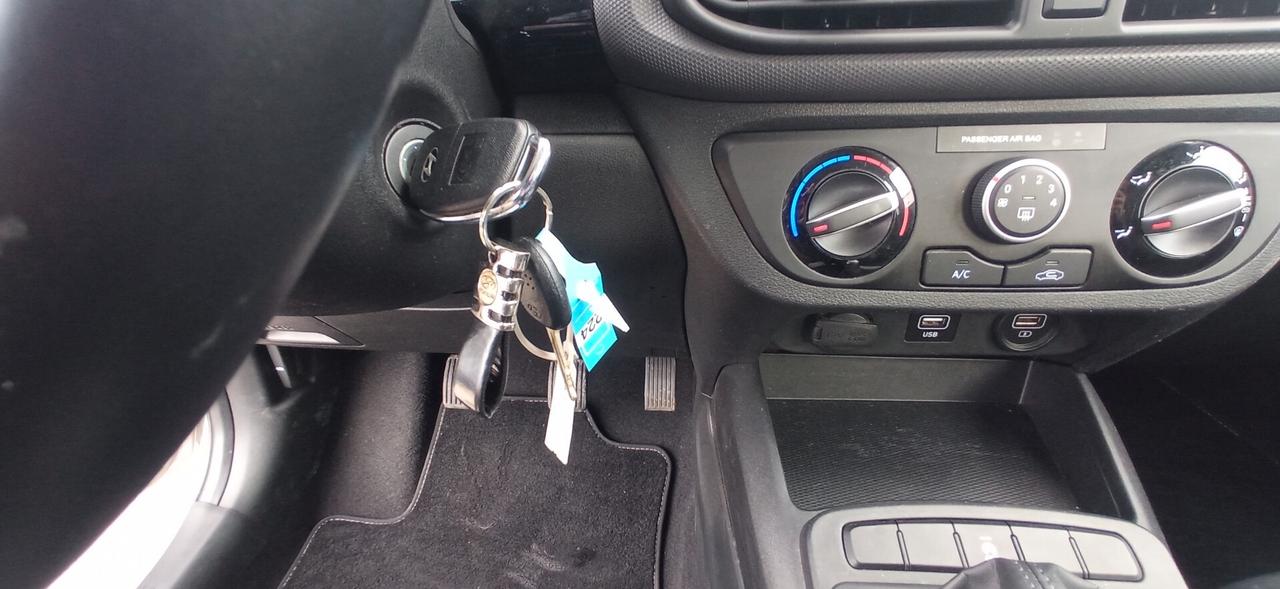 Hyundai i10 2023 SENZA BUSTA PAGA