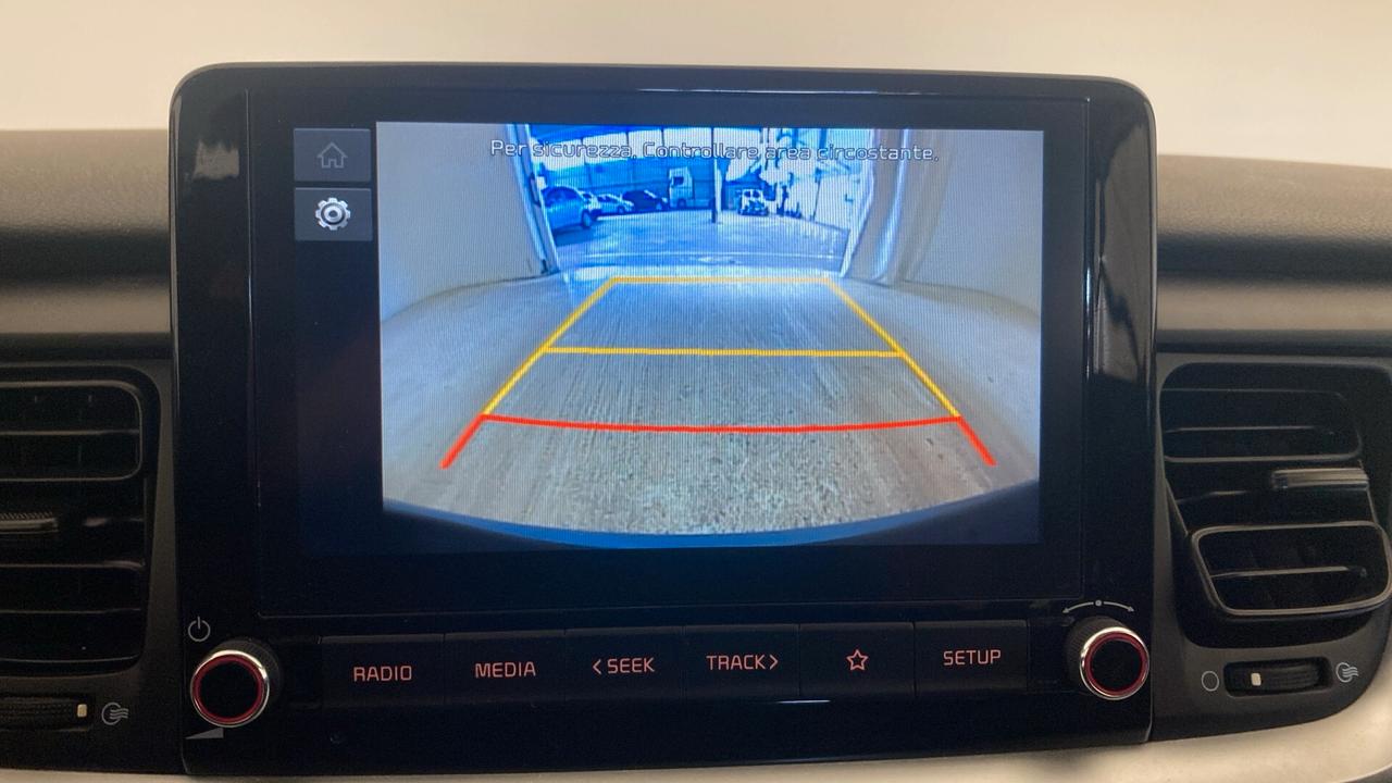 Kia Stonic 1.2 DPI Urban * 36.000 KM