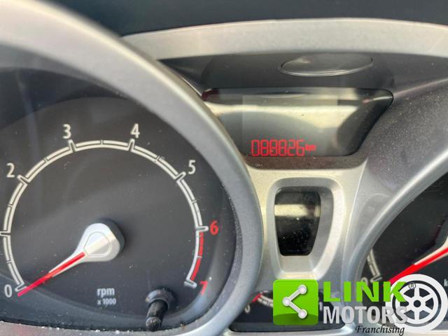FORD Fiesta + 1.2 82CV 5 porte