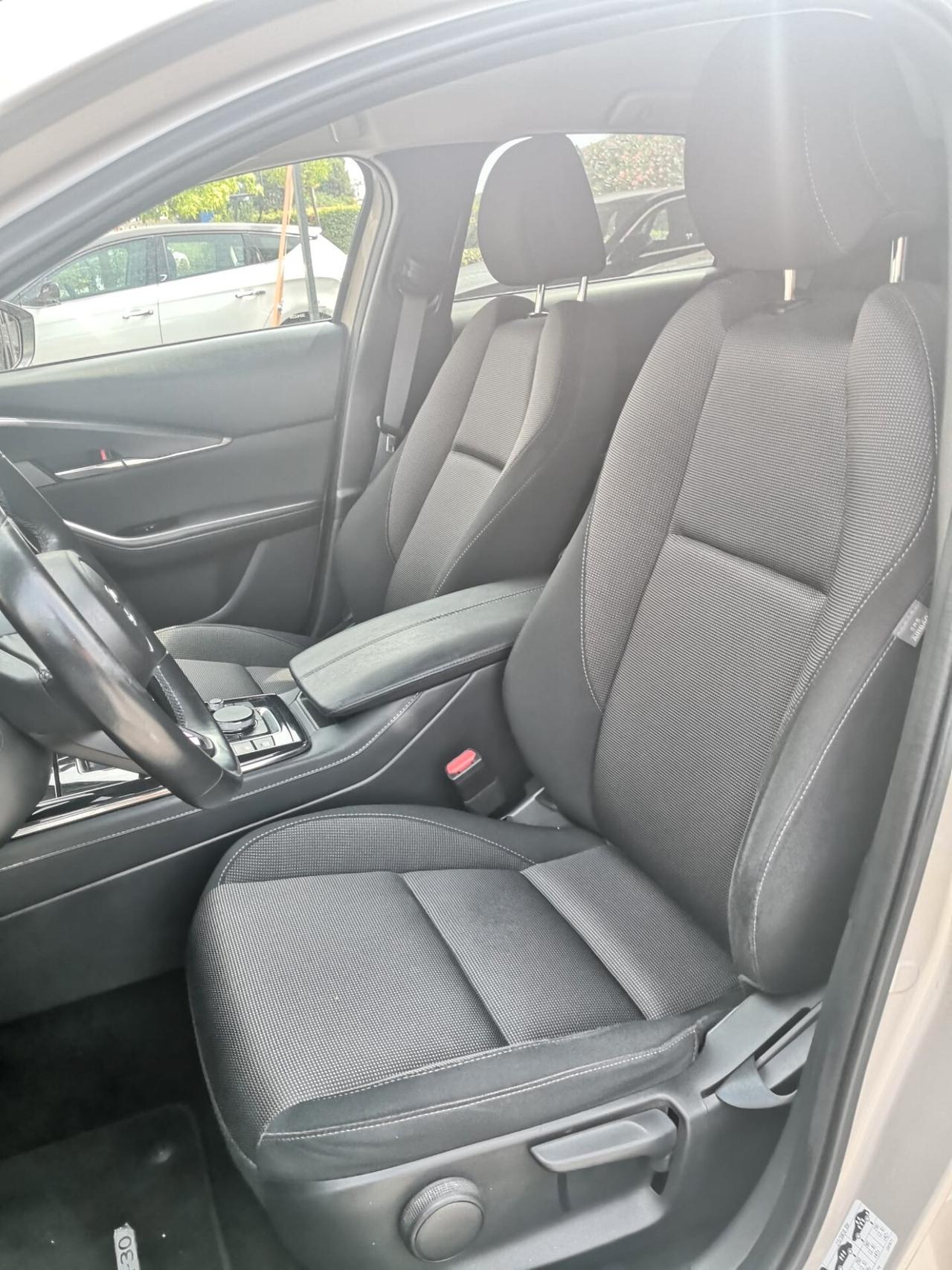 Mazda CX-30 2.0L e-Skyactiv-G M Hybrid 2WD Executive ***UNIPROPRIETARIO***