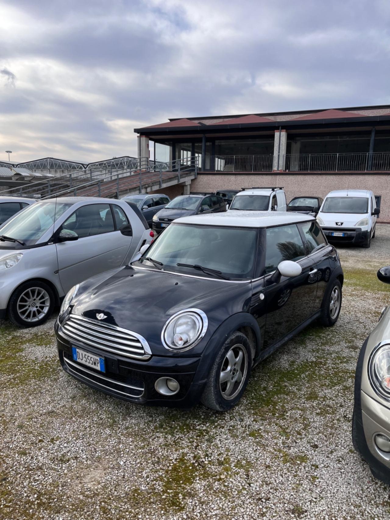 Mini Cooper D 1.6 diesel 2008 PER NEOPATENTATI