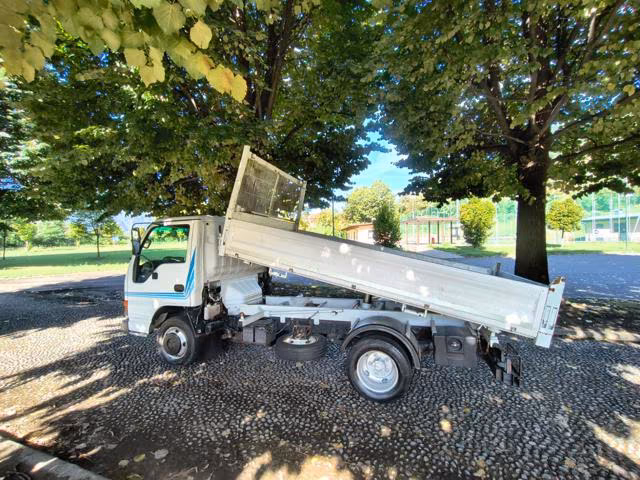 ISUZU NPR 55 2.8 95CV RIBALTABILE TRILATERALE