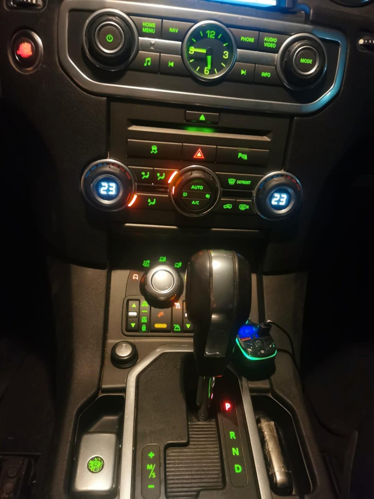 Land Rover Discovery 4 3.0 SDV6 245CV HSE