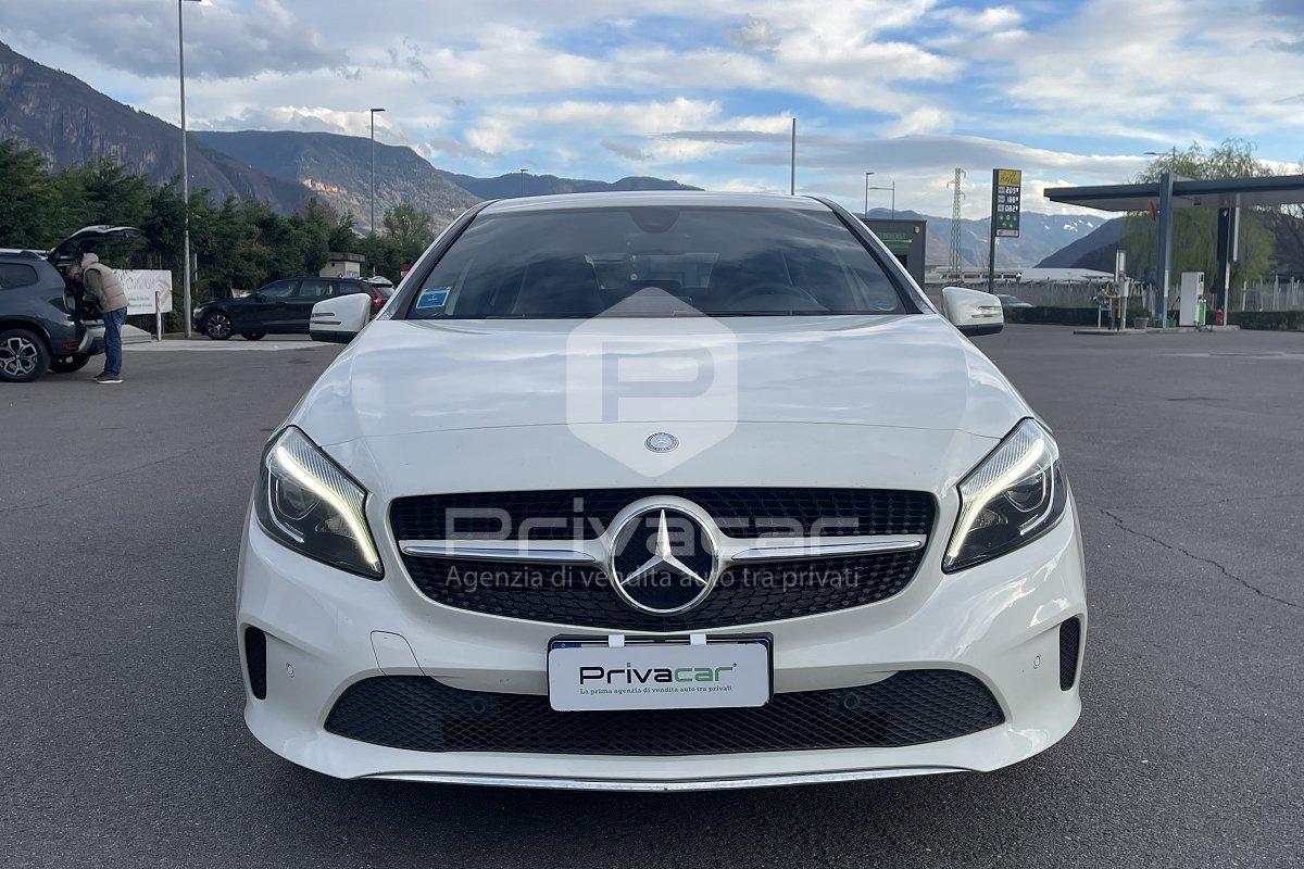 MERCEDES A 180 d Automatic Business