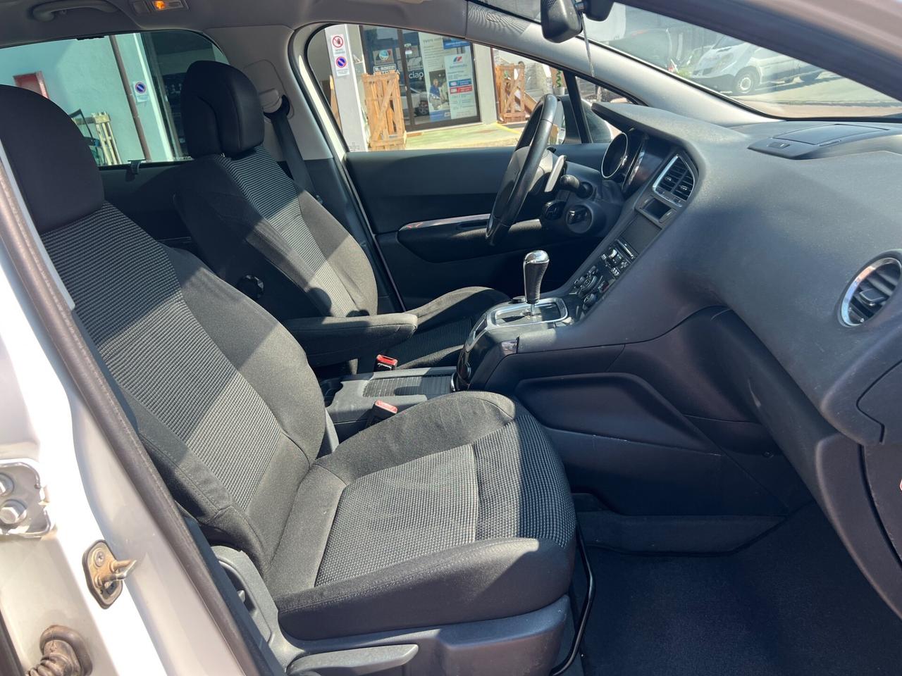 Peugeot 5008 1.6 e-HDi 112CV Stop&Start cambio robotizzato Active