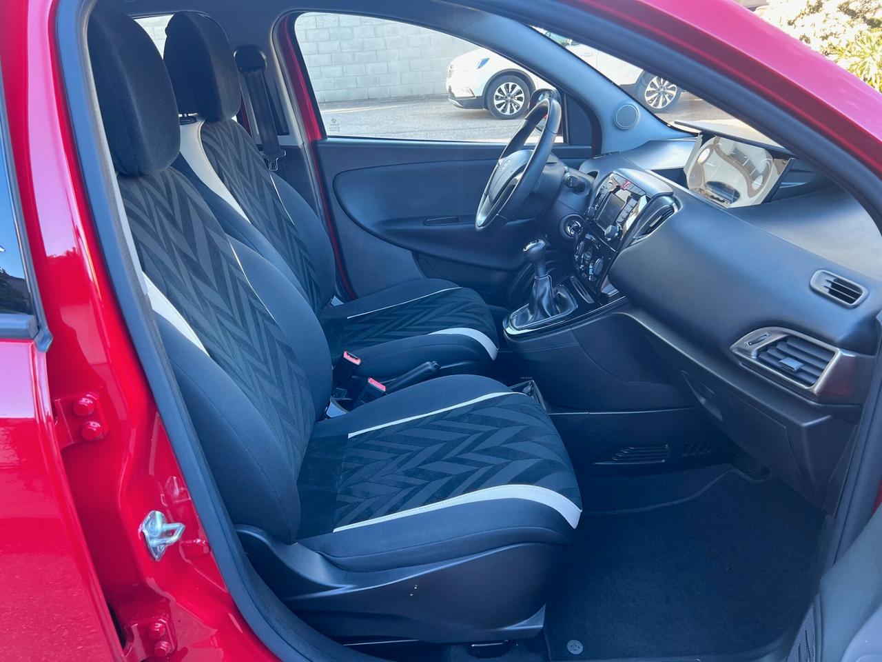 Lancia Ypsilon 1.3 mjt 95cv GOLD TELPDC/CLIMA PERFETTA!!