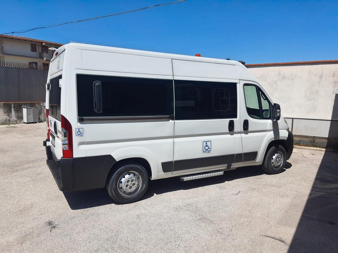 Fiat Ducato 9 Posti Trasporto Disabili