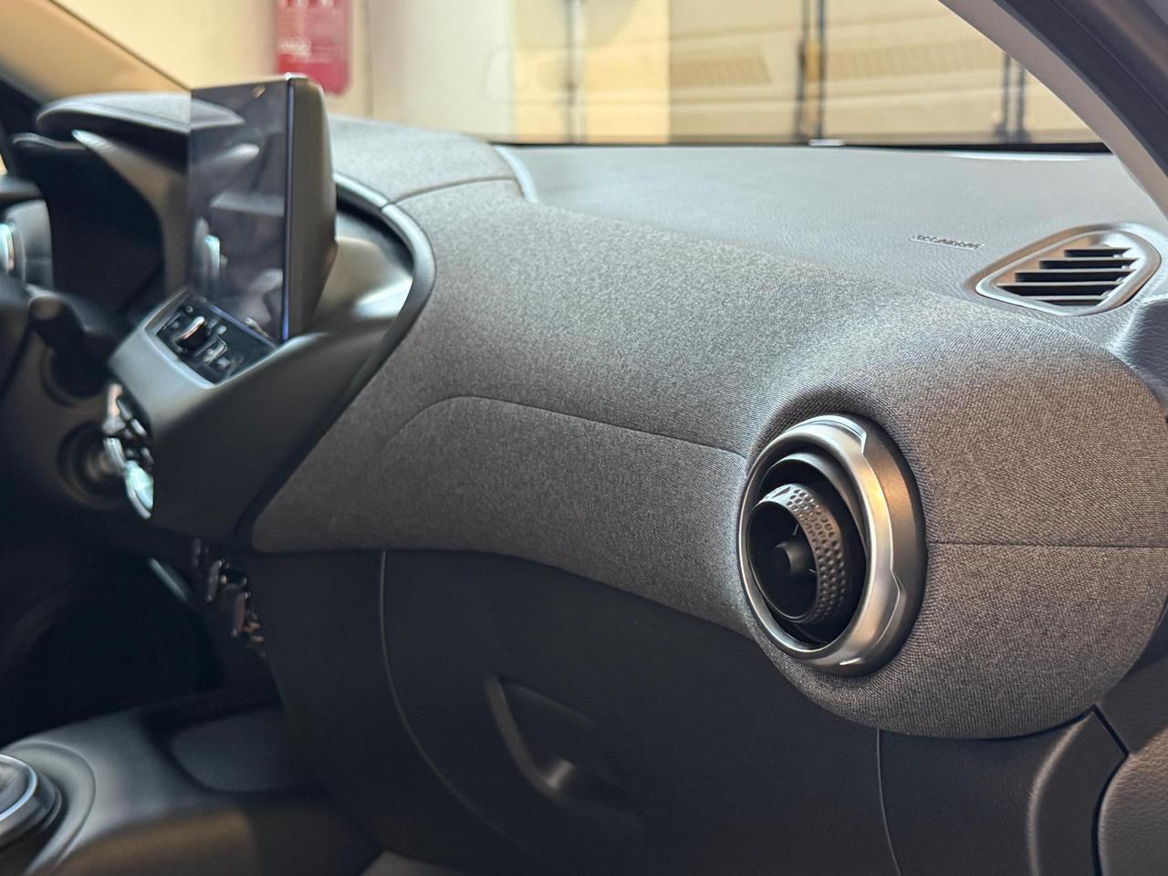 Nissan Juke 1.0 dig-t Acenta 114cv