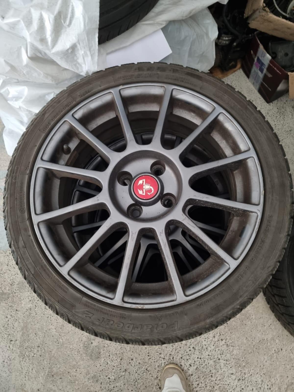 Abarth 500 1.4 Turbo T-Jet Custom