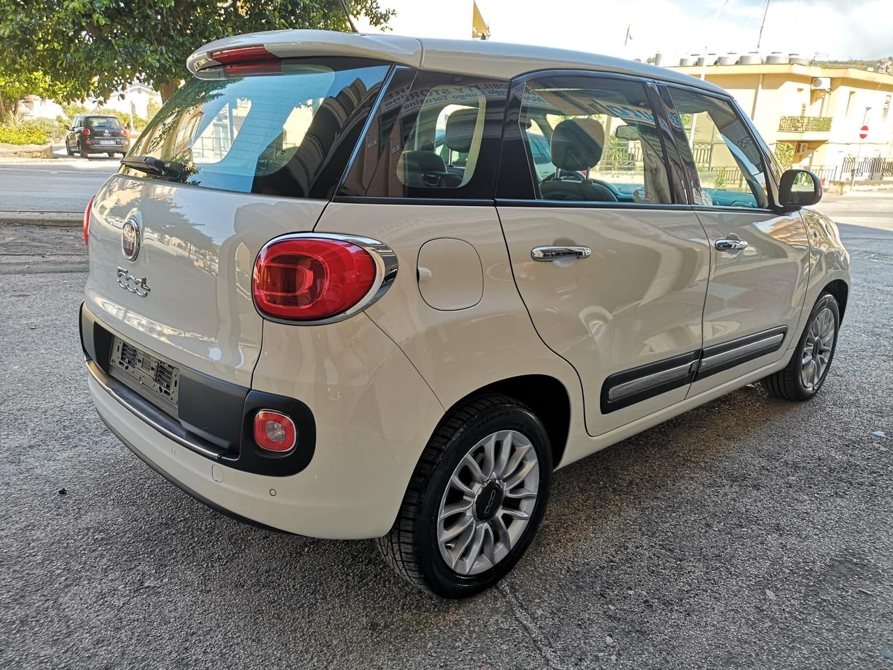FIAT 500 L 1.6 Multijet 105 CV Lounge 2014