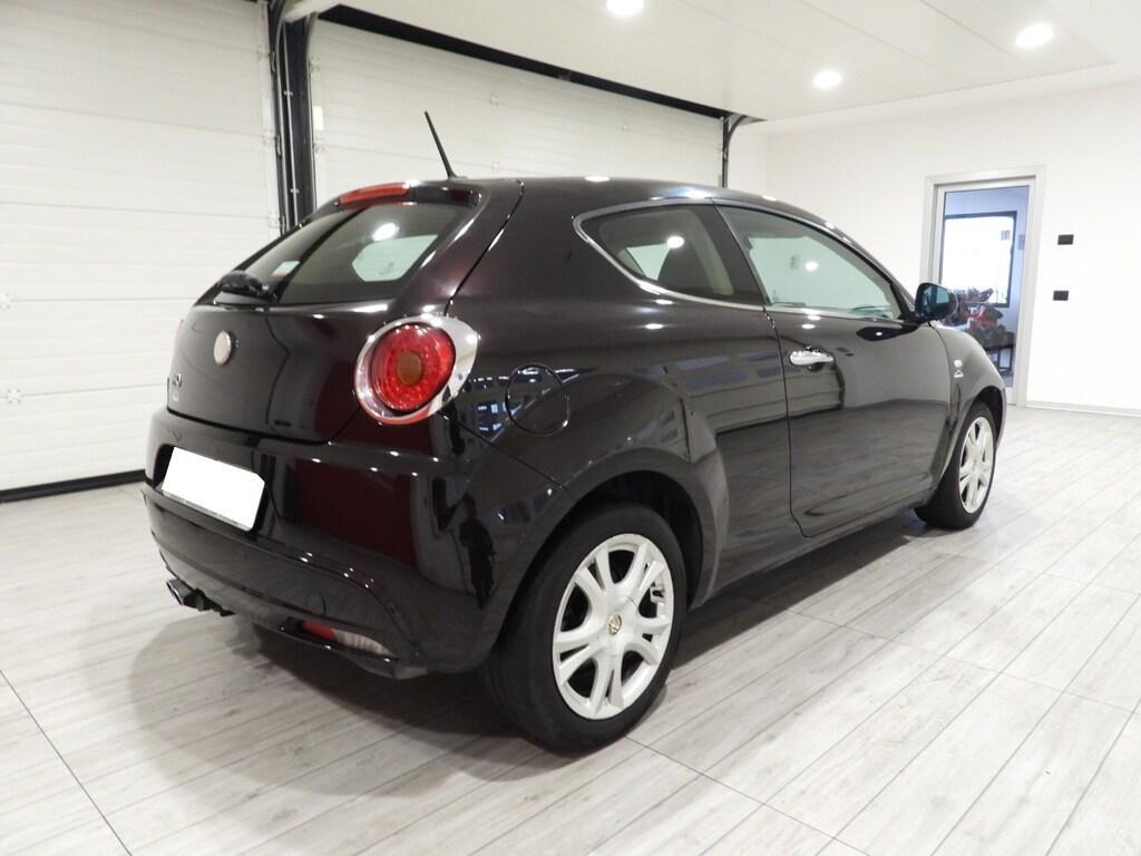 Alfa Romeo MiTo 1.4 TB Distinctive Sport Pack
