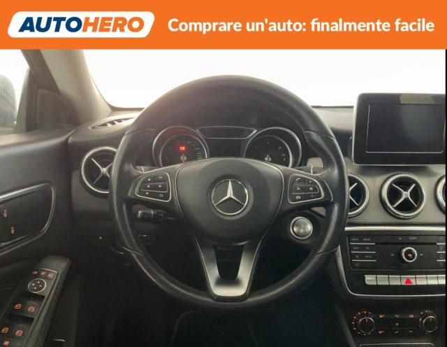 MERCEDES-BENZ CLA 200 d Automatic Sport