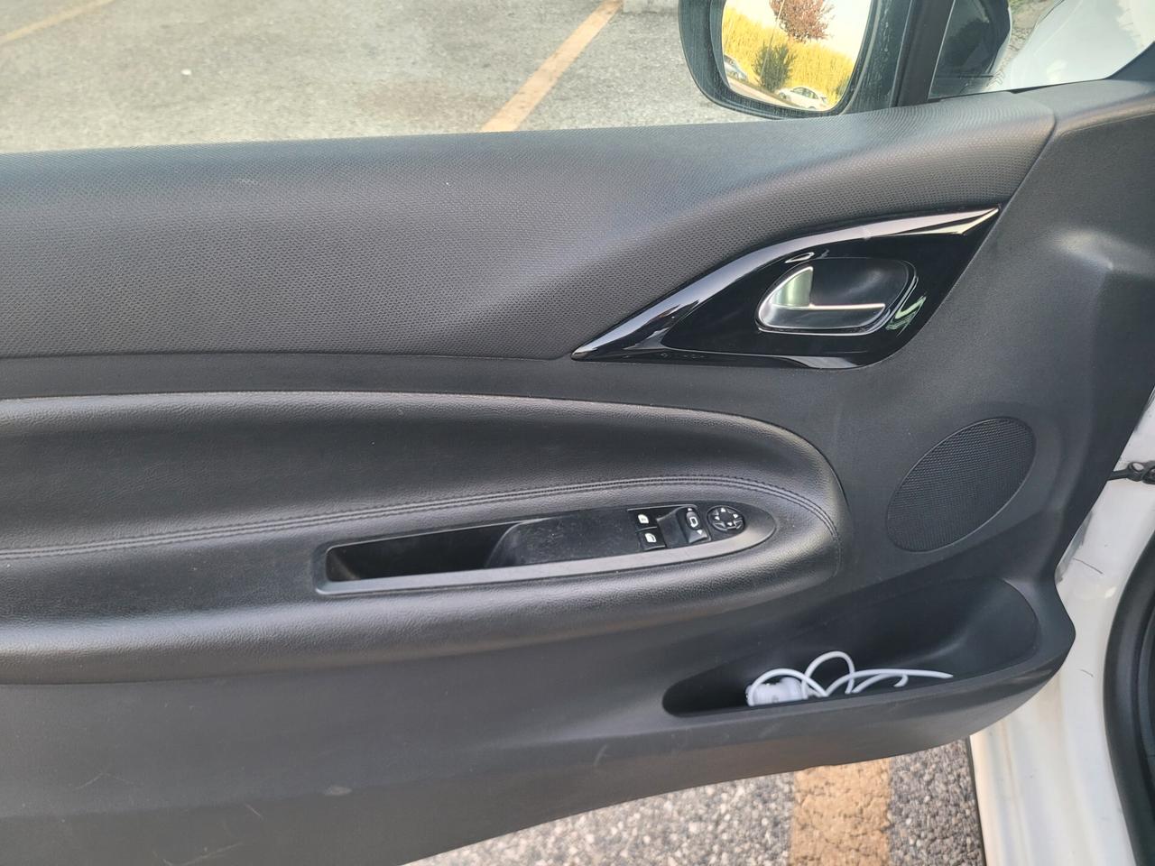 Ds DS3 3 1.2 VTi SoChic Gpl Neopatentati