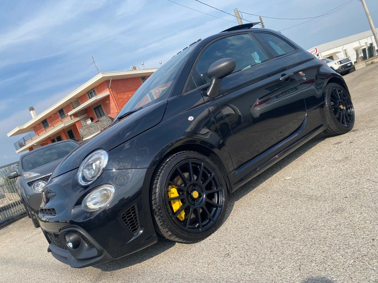 Abarth 595 1.4 Turbo T-Jet 180 CV Competizione