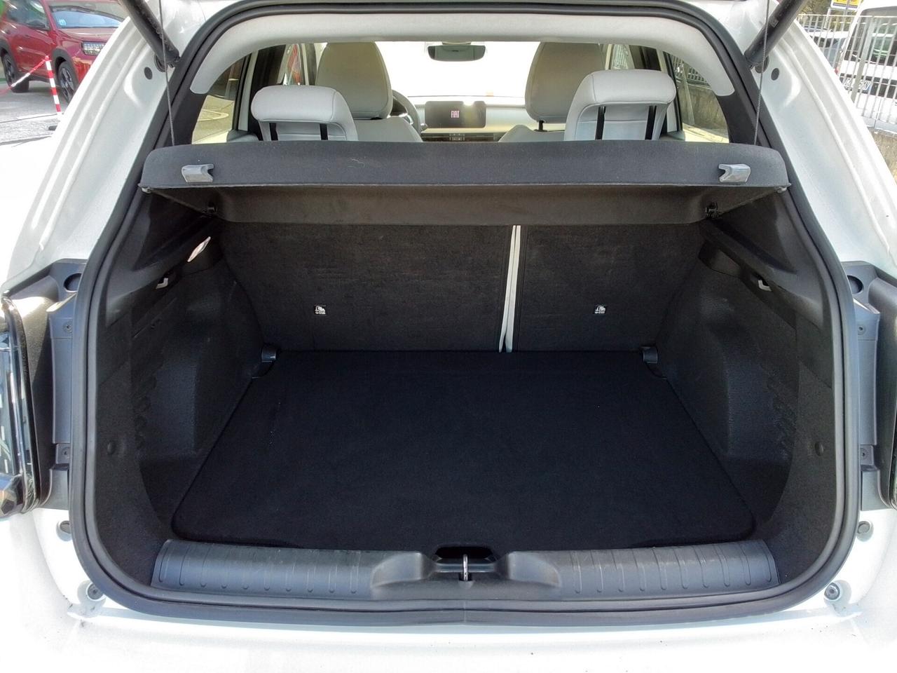 Fiat 600 Hybrid 110 CV DCT MHEV La Prima