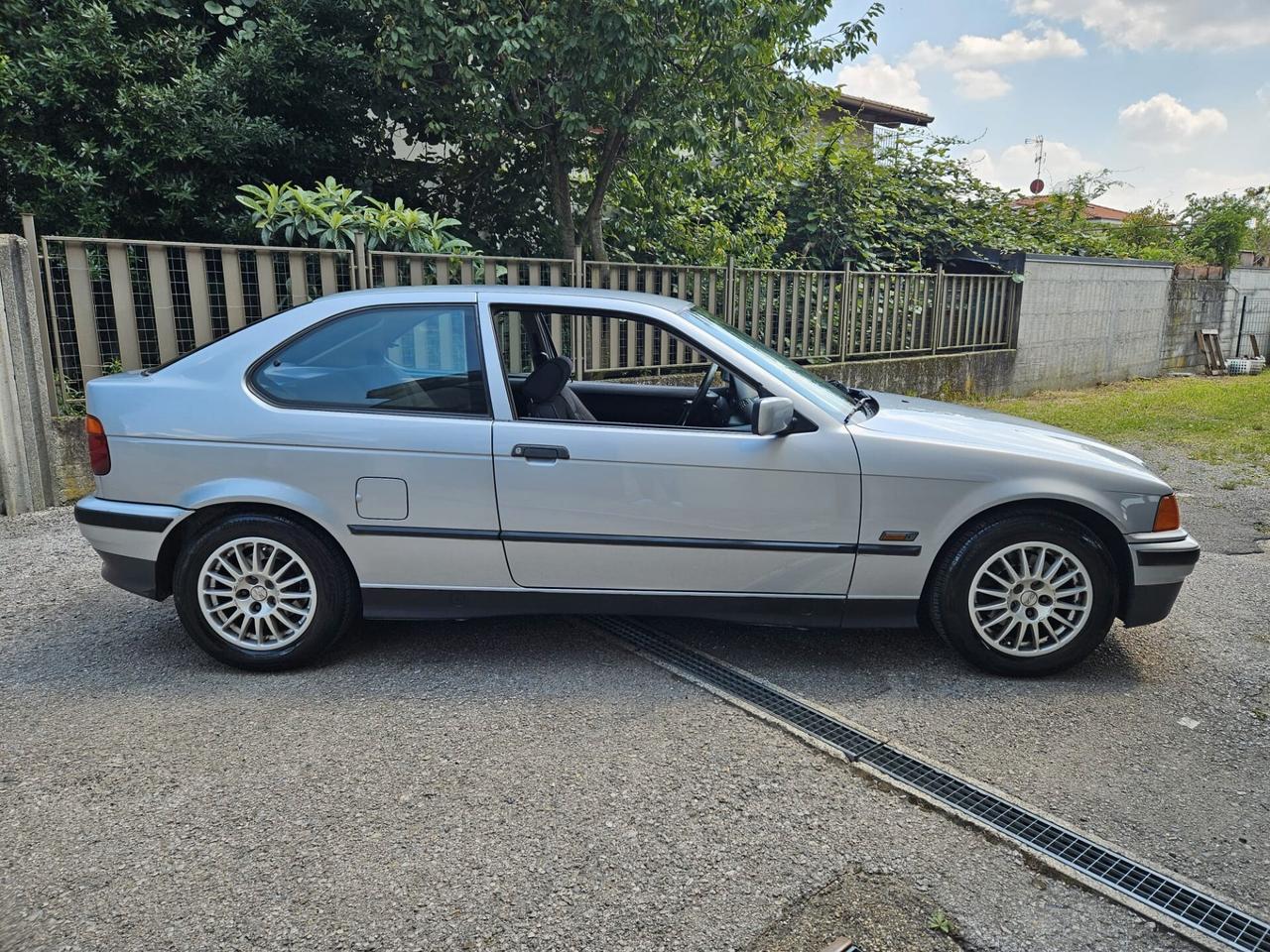 Bmw 318 318ti 1.9 16V cat Compact GPL