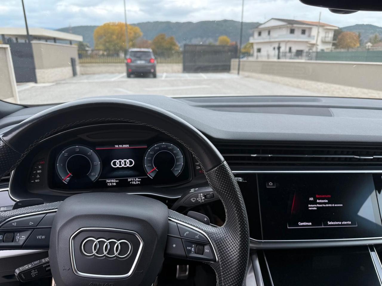Audi Q8 50TDI 286CV COMPETITION BANG&OLUFSEN 23" CARBONIO