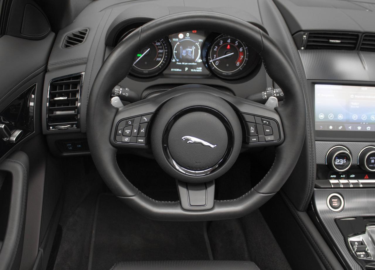 JAGUAR F-TYPE 2.0 AUT. CONVERTIBILE R-