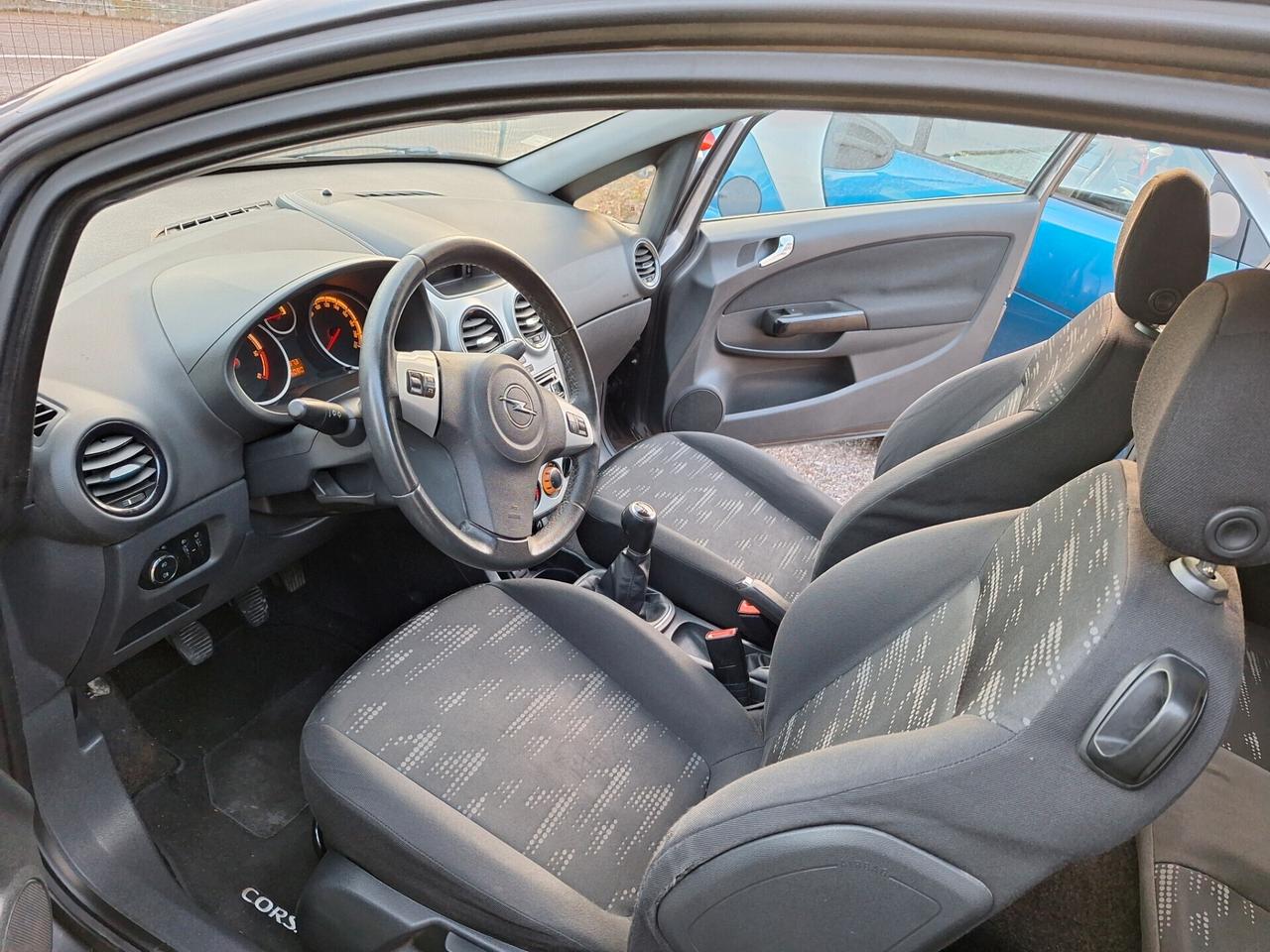 Opel Corsa 1.3 CDTI 75CV F.AP. 3 porte b-color NEOPATENTATI EURO5