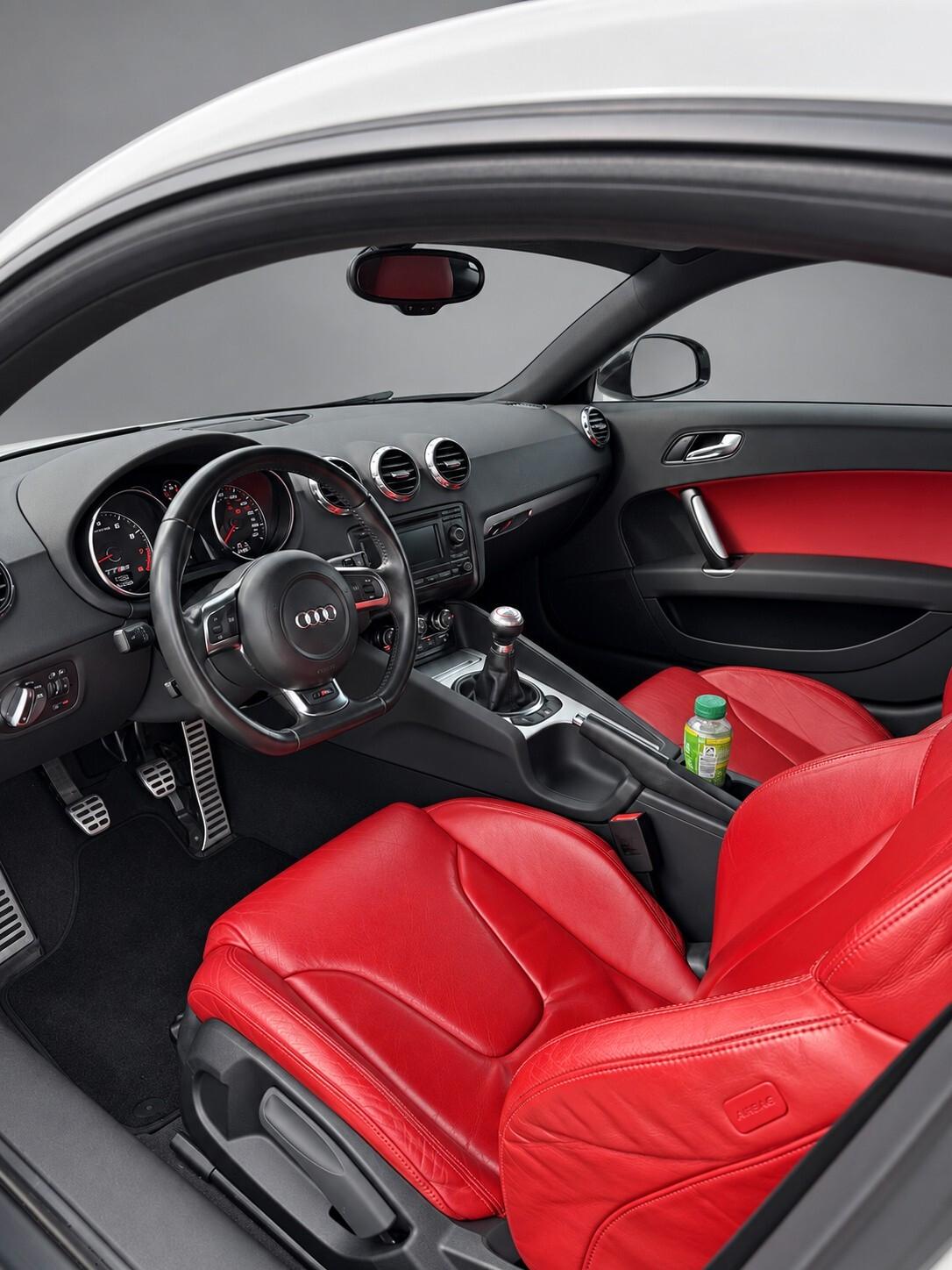 Audi TT Coupé 1.8 TFSI RS LOOK