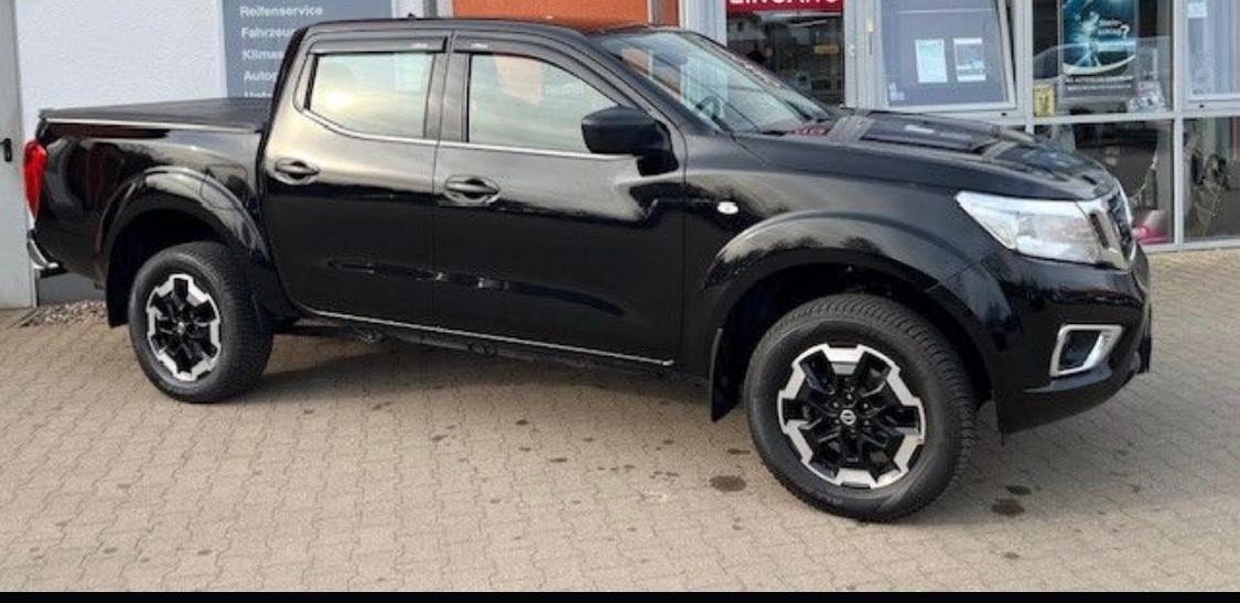 Nissan Navara 2.3 dCi 190 CV 7AT 4WD Double Cab N-Connecta