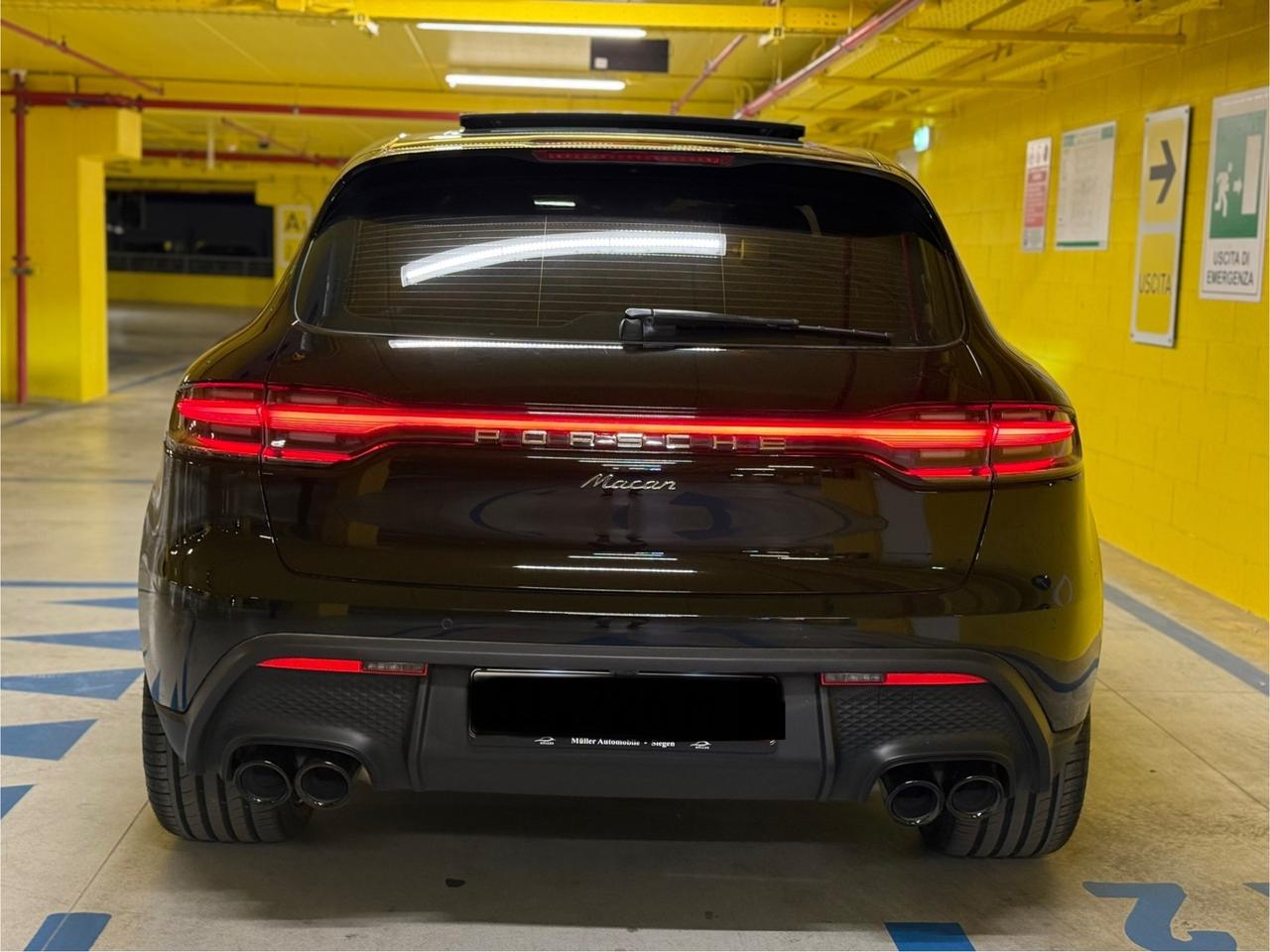 Porsche Macan 2.0 265cv TETTO - SCARICHI