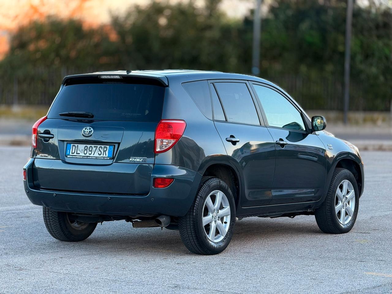Toyota RAV4 GARANZIA 12 MESI