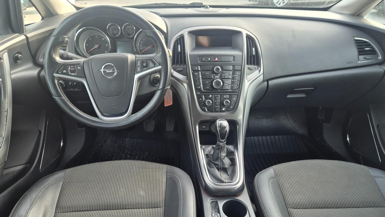 Opel Astra 1.7 CDTI 110CV Sports Tourer Cosmo