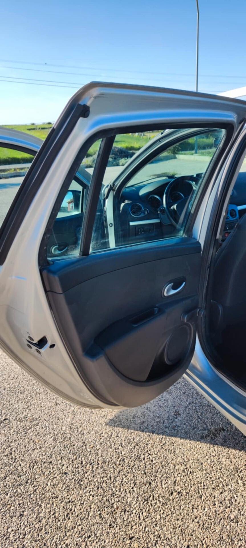 Renault Clio 1.5 dCi 85CV SporTour 20th Anniversario