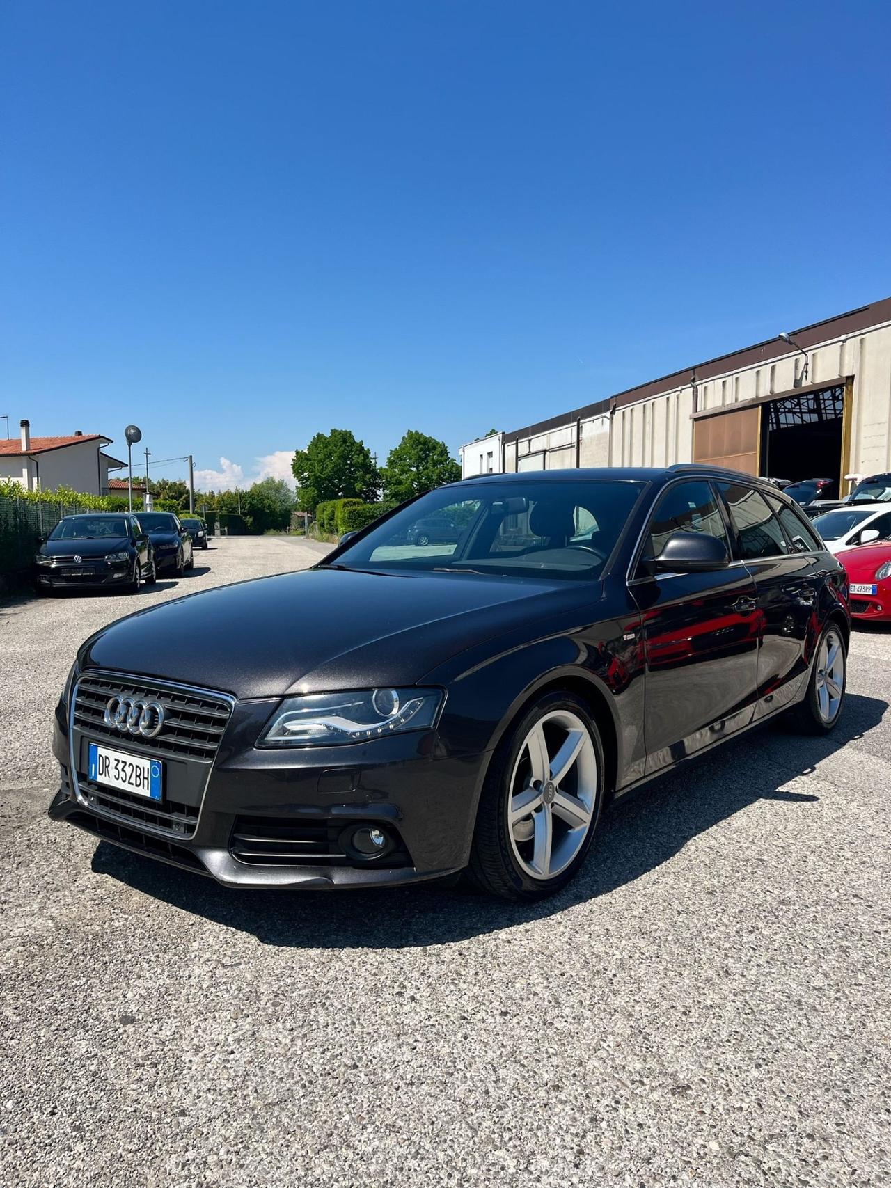 Audi A4 Avant 2.0 TDI 143CV Sline