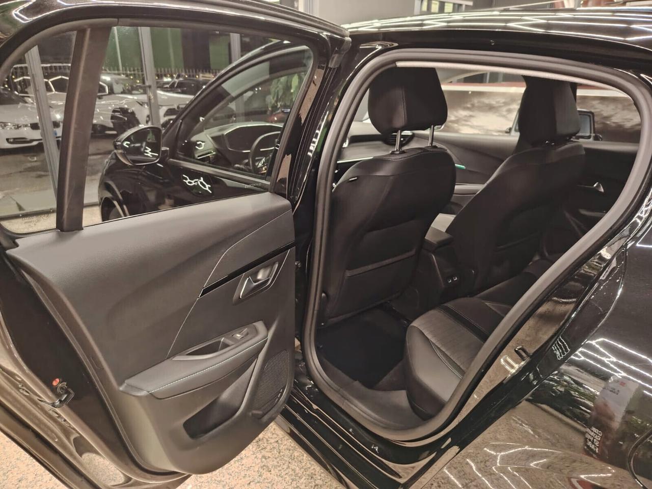 Peugeot 208 AUTOCARRO 5 POSTI Allure Pack BlueHDi 100 Stop&Start