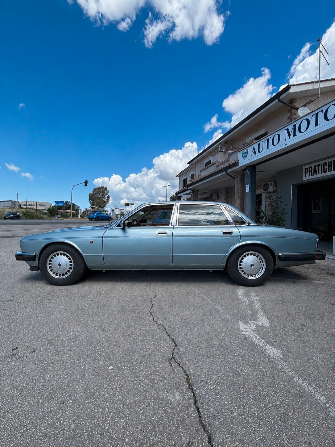 Jaguar Daimler 4.0