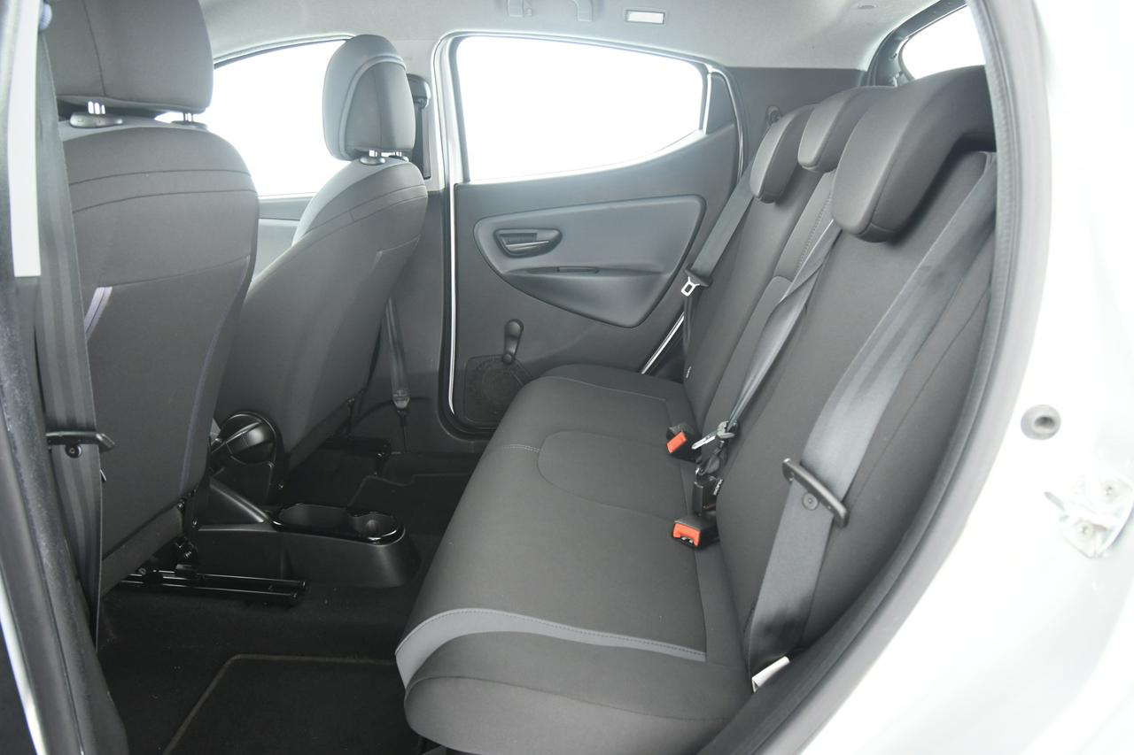 LANCIA Ypsilon 1.3 mjt Silver s&s 95cv X COMMERCIANTI+NEOPATENTATI+BLUETOOTH
