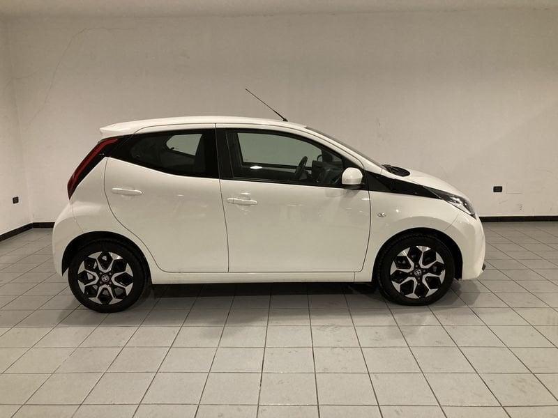 Toyota Aygo 1.0 VVT-i 72 CV 5 porte x-play