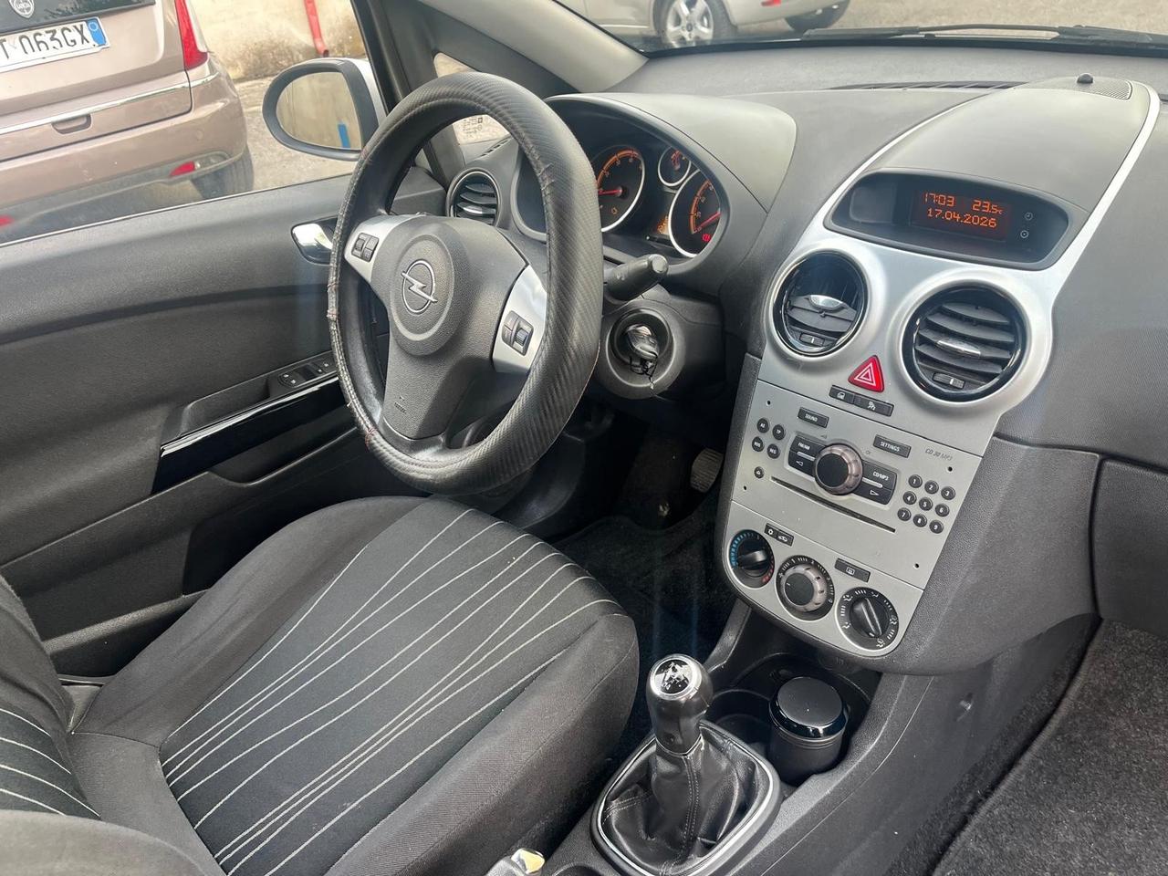 Opel corsa 3P-1.2 benz-km 127000-2009