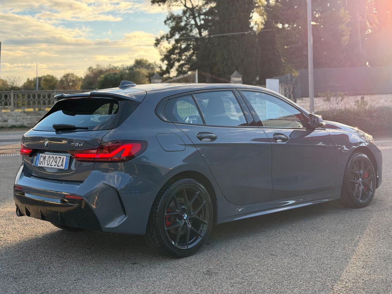 Bmw 116 116d 5p. Msport