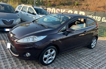 Ford Fiesta 1.4 3 porte Bz.- GPL Titanium-2010