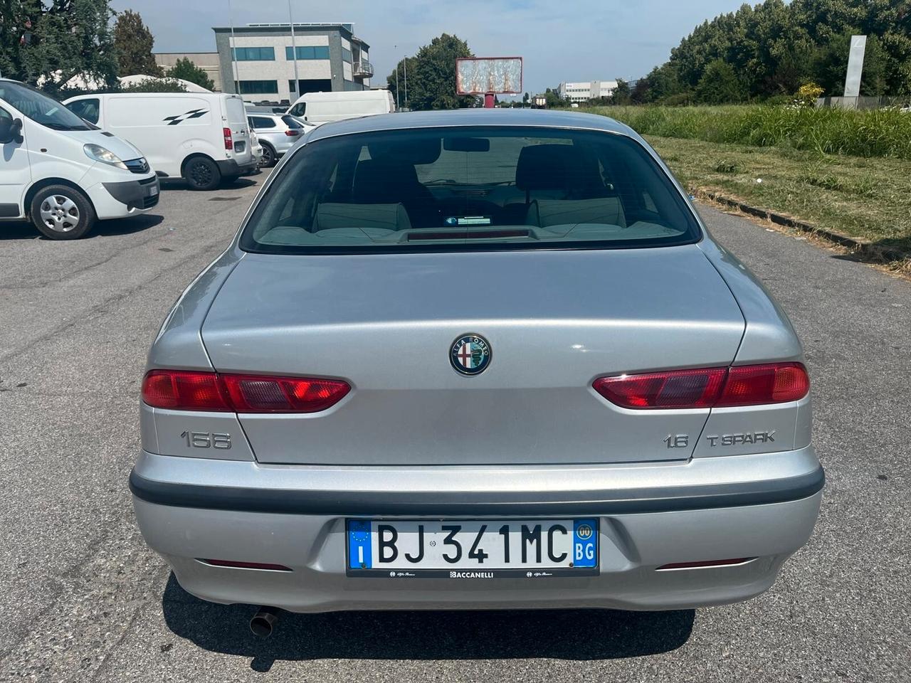 Alfa Romeo 156 1.6i 16V Twin Spark cat Distinctive