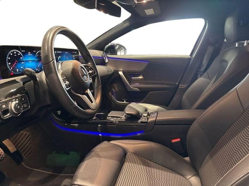 Mercedes-Benz Classe A A 180 d Sport Night edition auto