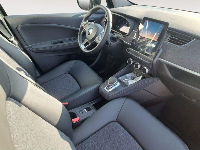 Renault ZOE Iconic R135