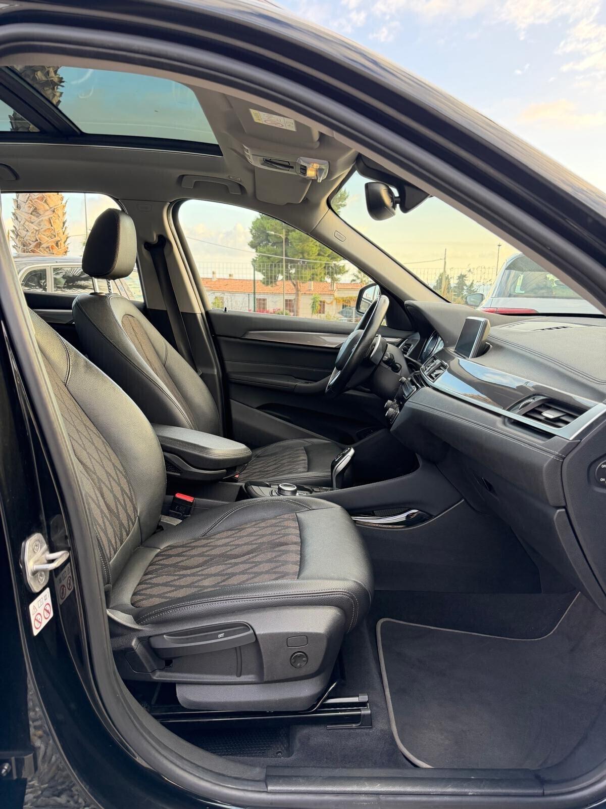 Bmw X1 sDrive18d xLine con tetto apribile
