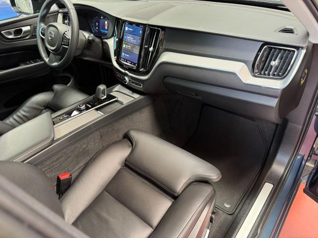 VOLVO XC60 T6 Recharge Plug-in Hybrid AWD automatico Plus Dar